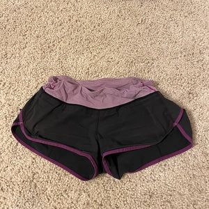 Lululemon Hotty Hot Short
